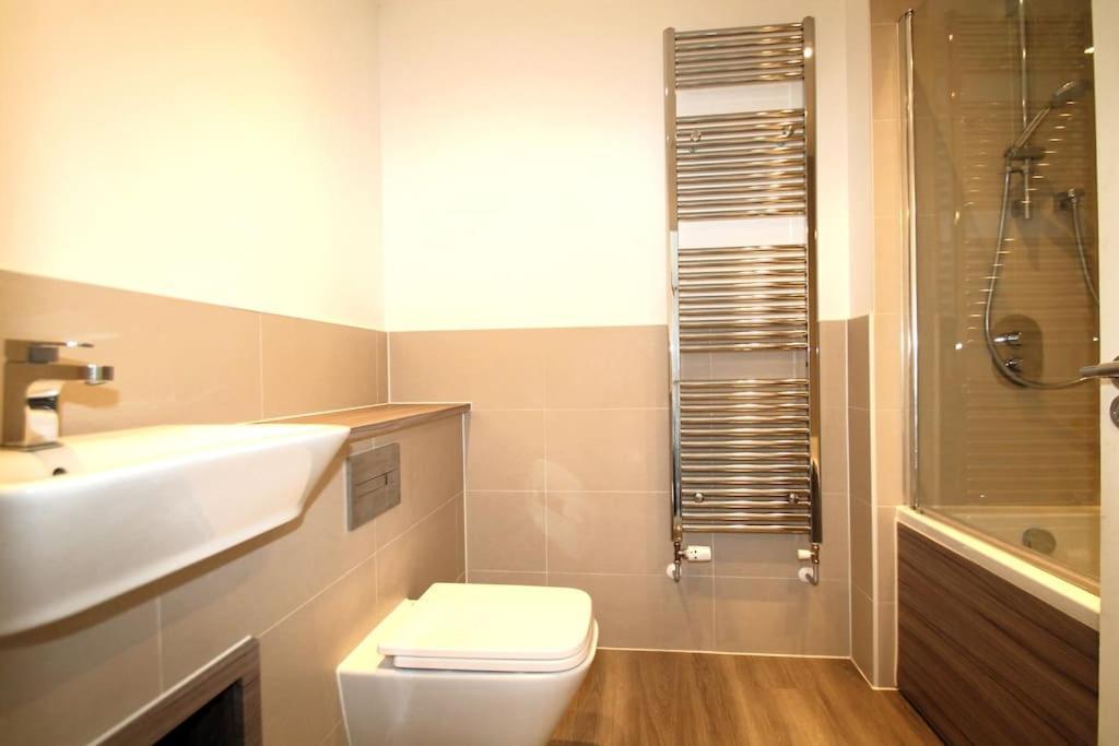 Beaulieu Park - Sleeps 10 - Chelmsford Broomfield (Essex) Exterior foto
